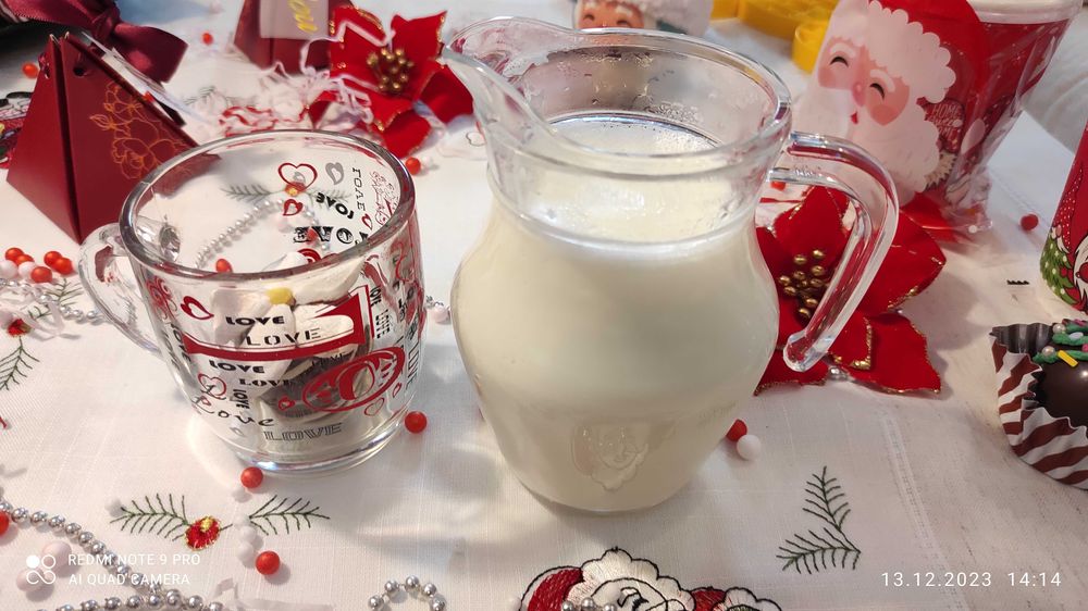 Bombe din ciocolata calda cu marshmello, Constanta