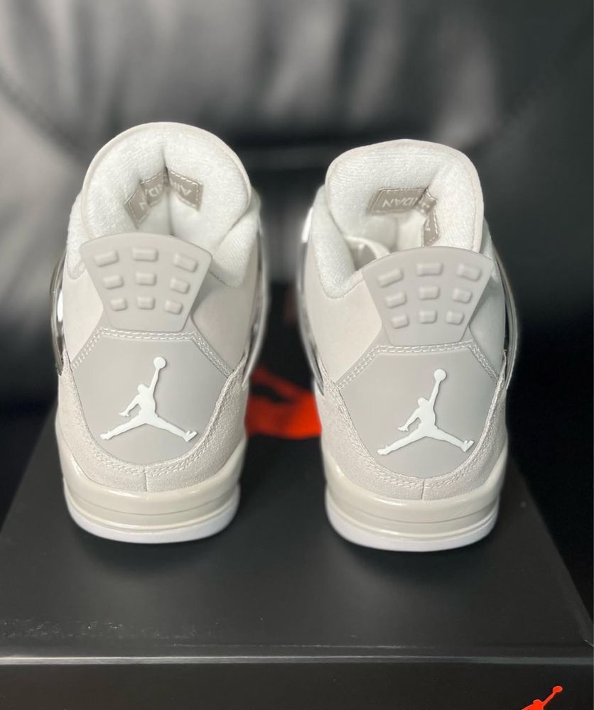 Jordan 4 frozen moments