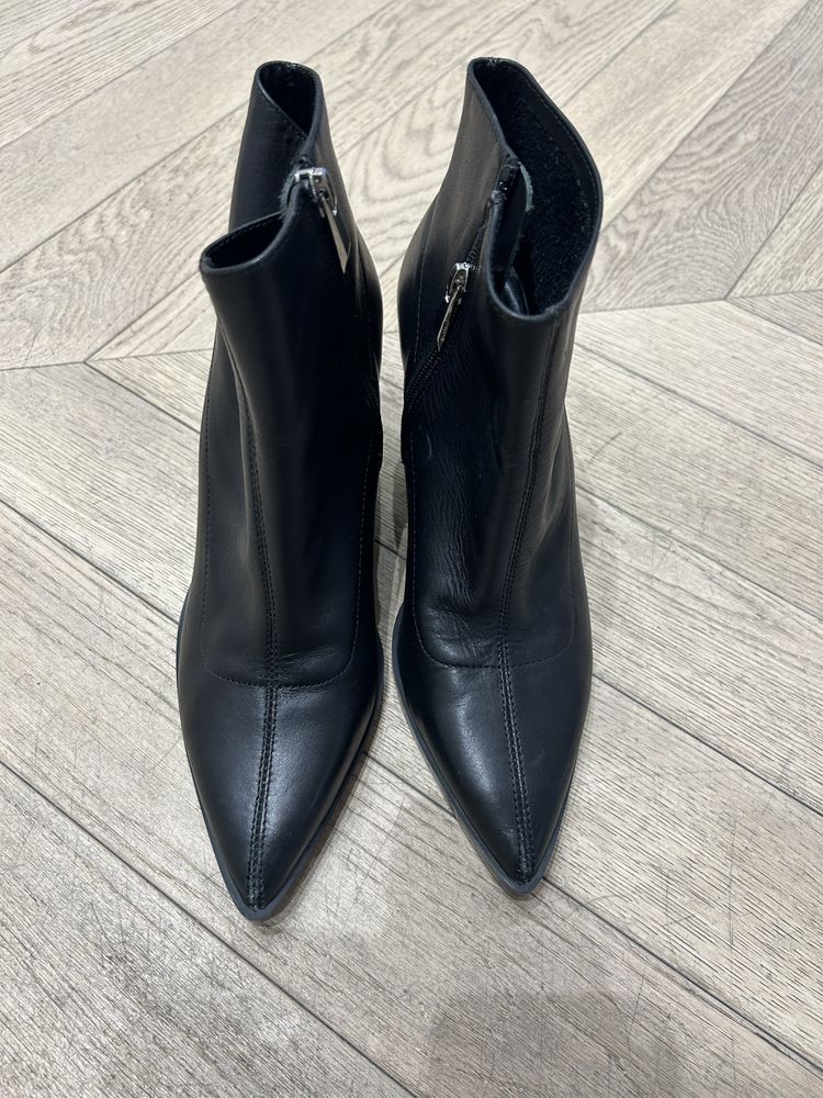 Borine zara 40 piele