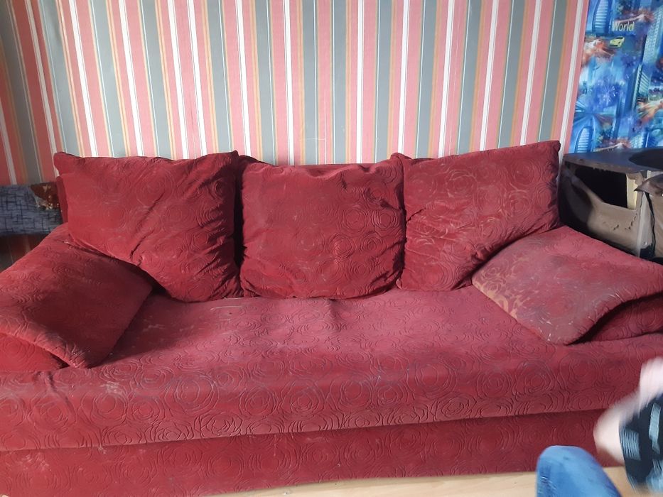 Продам диван, размер 2*1,5