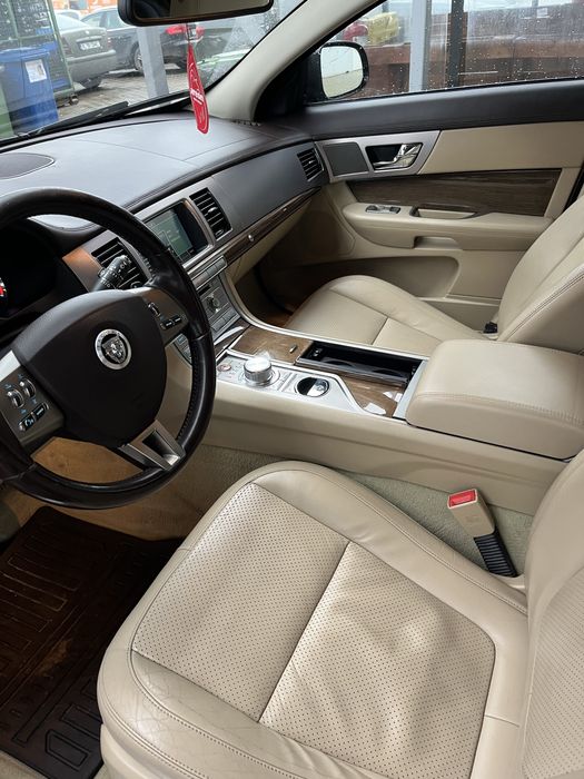 Jaguar xf extra full