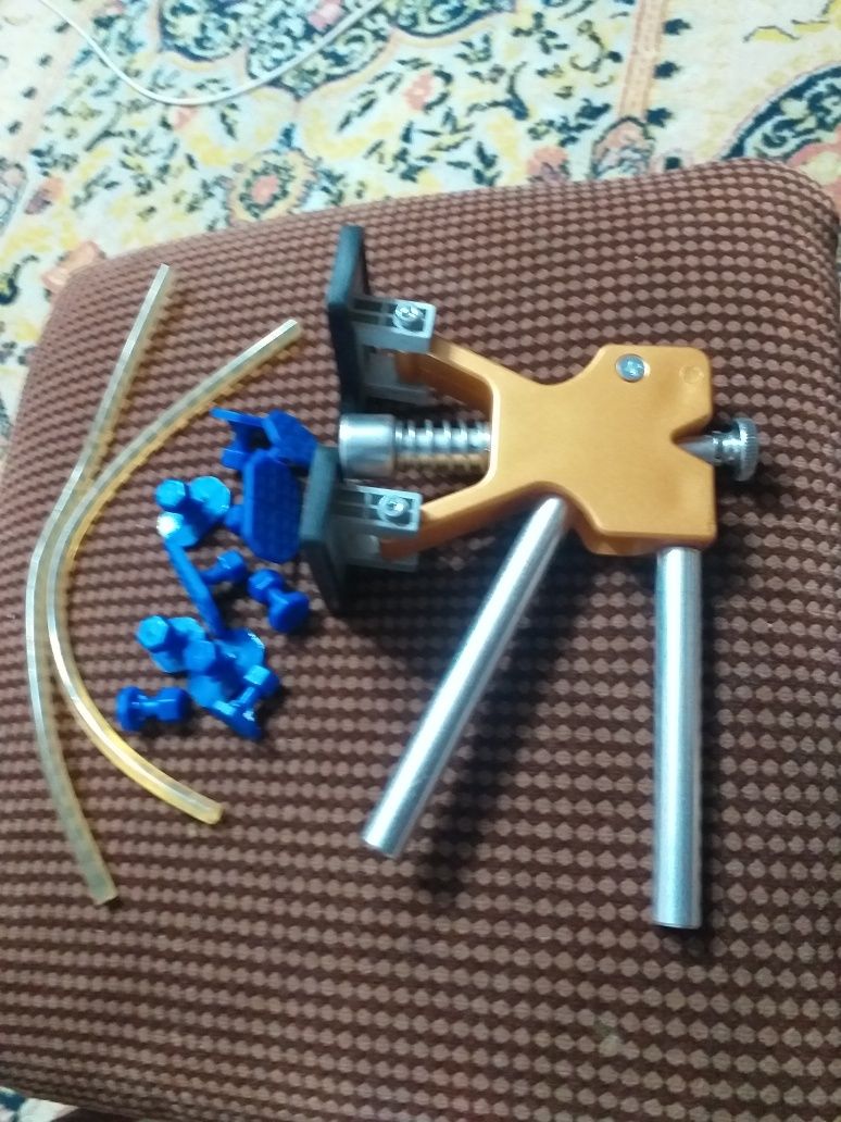 Ventuza reparație si dispozitiv  de tras tabla