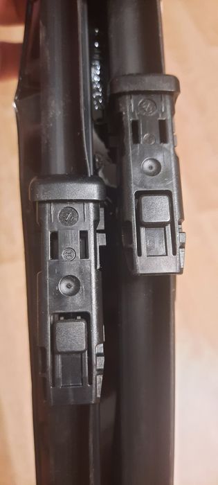 Щётки стеклоочистителя Бош.