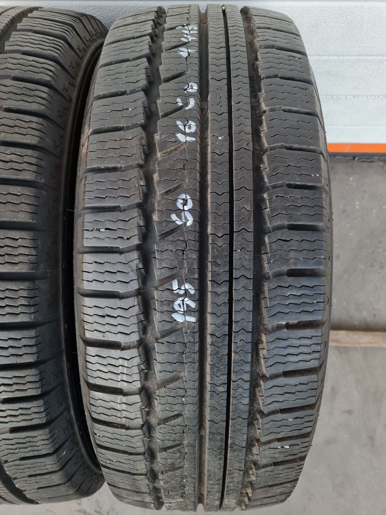 Зимни гуми за Бус 2 броя NOKIAN WeatherProof 195 60 R16C дот 3316