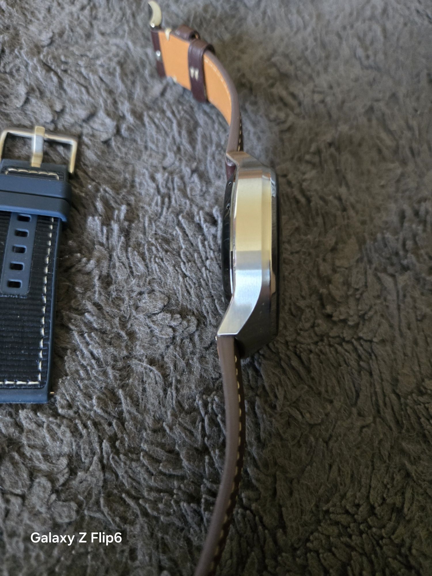 Huawei watch 4 pro brown