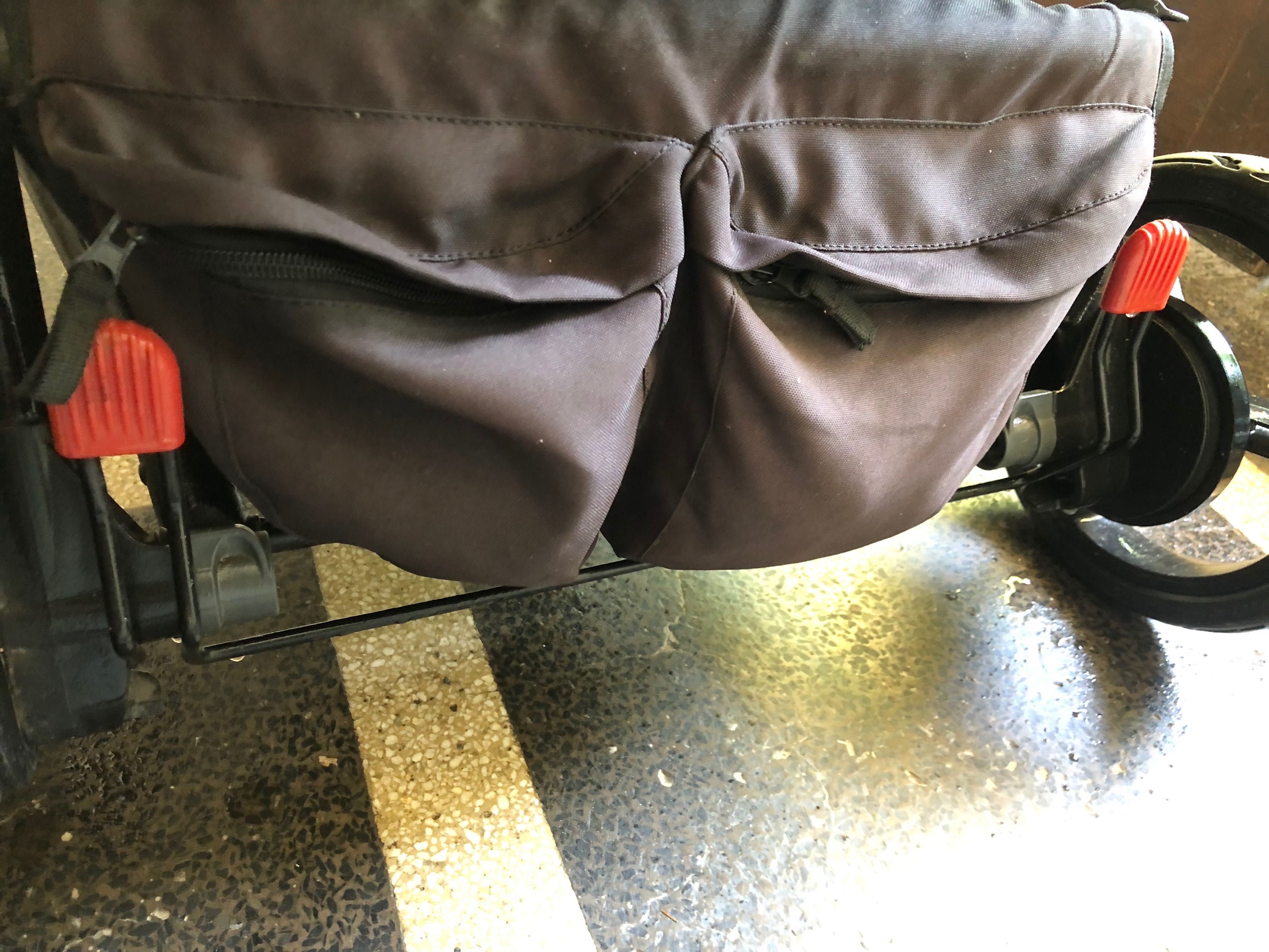 Mountain Buggy Delux количка