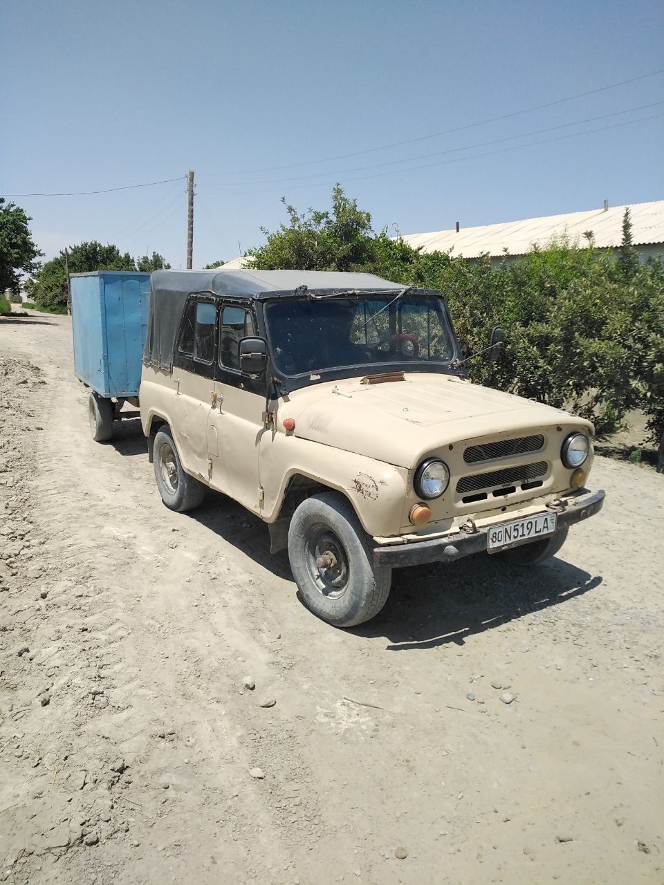 Uaz sotiladi tachkasi ham bor