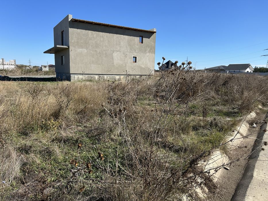 Teren intravilan de vânzare – comuna Poarta Albă