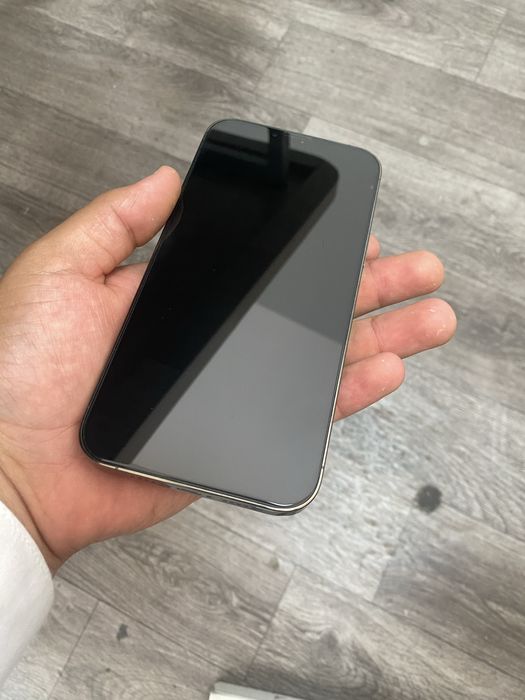 Iphone 13 pro max green