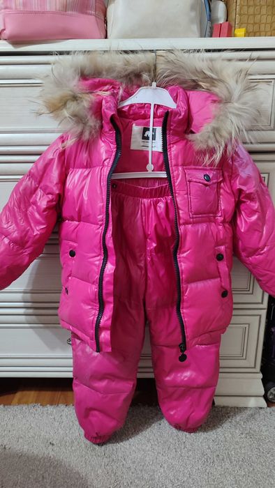 Зимний пуховый костюм на 2-3 года