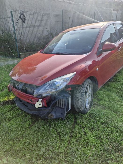 Dezmembrez Mazda 3 2.2 diesel 185 cai
