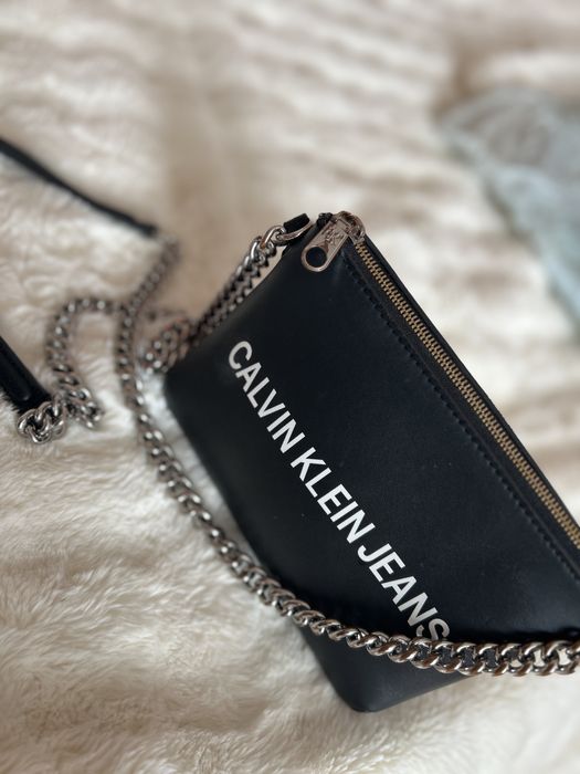 чанта Calvin Klein