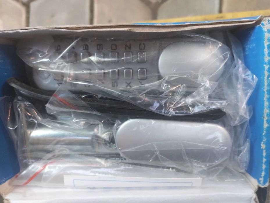 Se vinde diverse lucrurii noi si sh