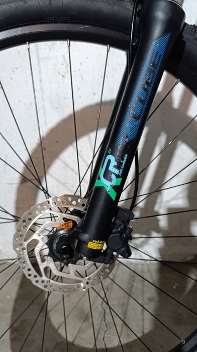 Bicicleta MTB Cube Access WLS Race - cadru dama