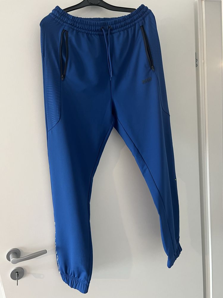 Hugo Boss Pantaloni , Marimea S