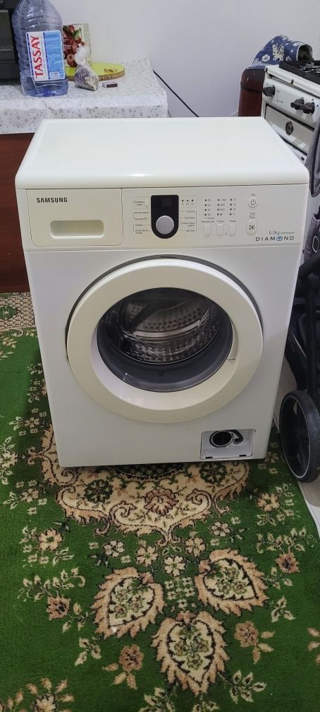 Продам стиральную машину.  Доставка есть.