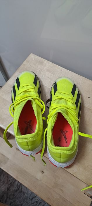 Детски обувки за футбол