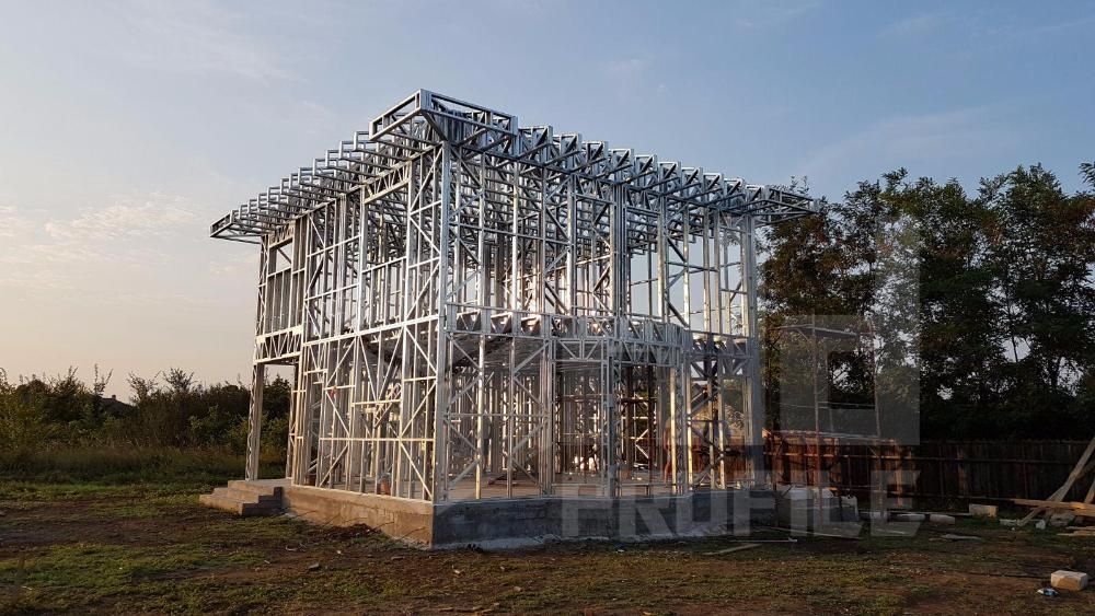 Structura metalica pentru casa de 70 mp de la 9800 euro+TVA
