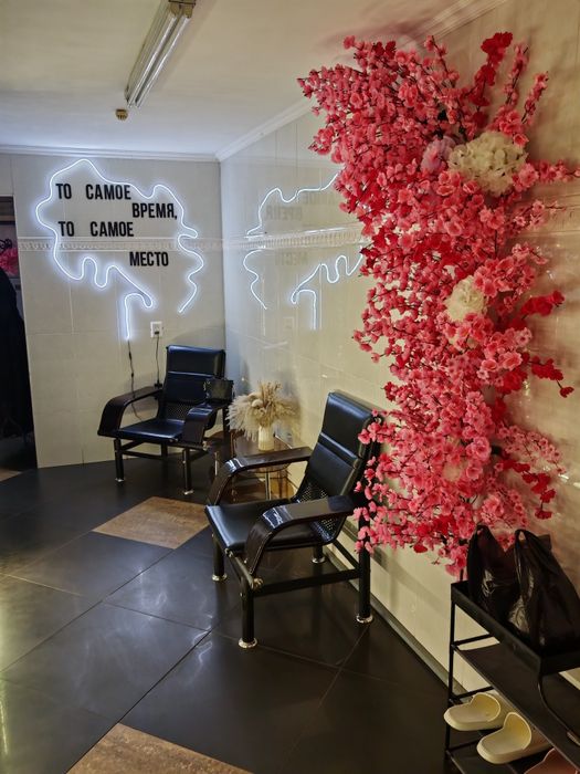 Сдам место для мастера маникюра