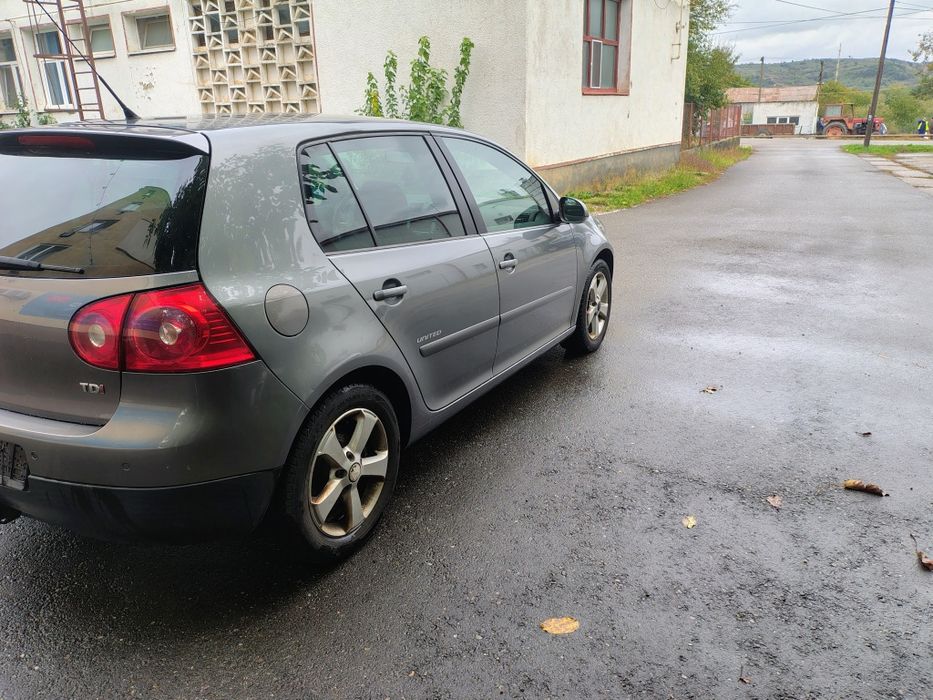 VW Golf 5 2.0tdi