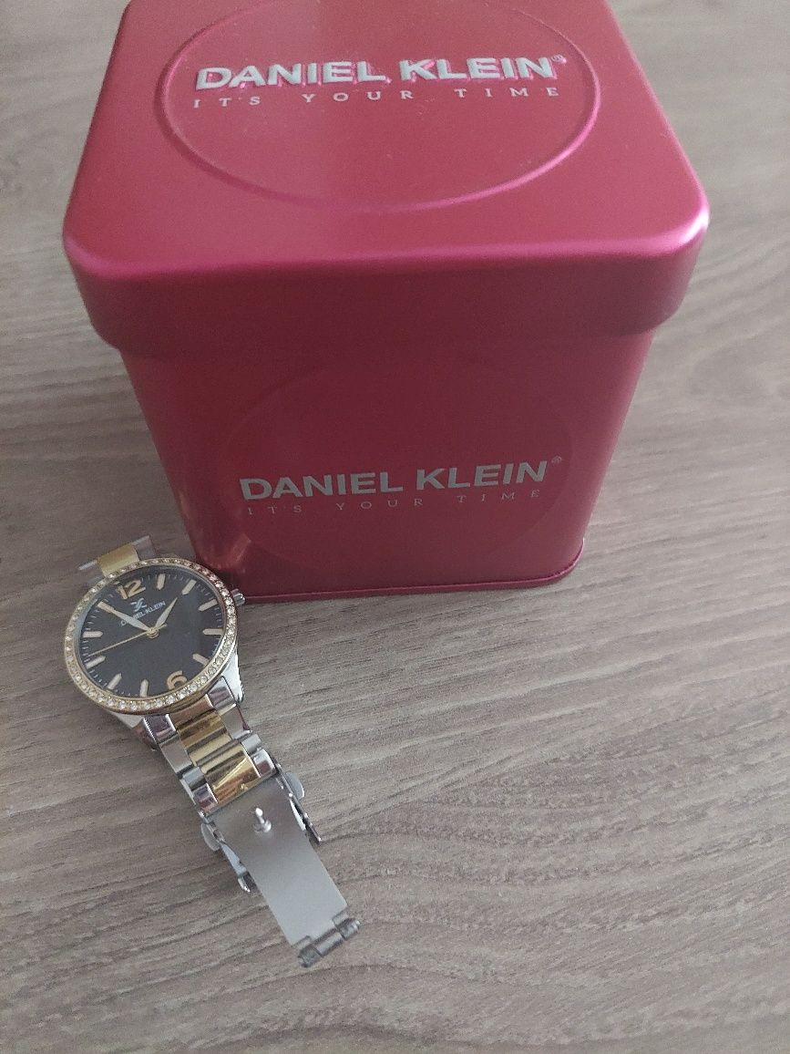 Дамски часовник Daniel Klein Premium