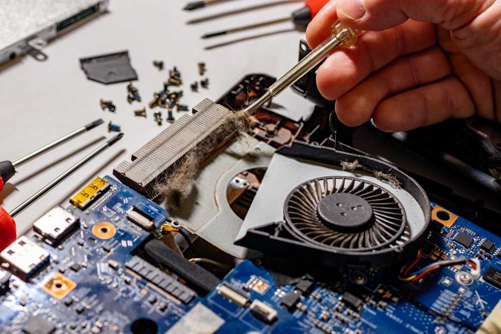 Reparatii si Mentenanta PC, Laptop, Console