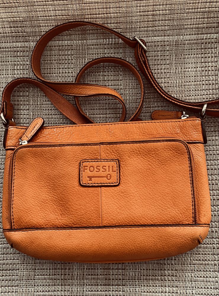 Дамска чанта Fossil оригинал естествена кожа