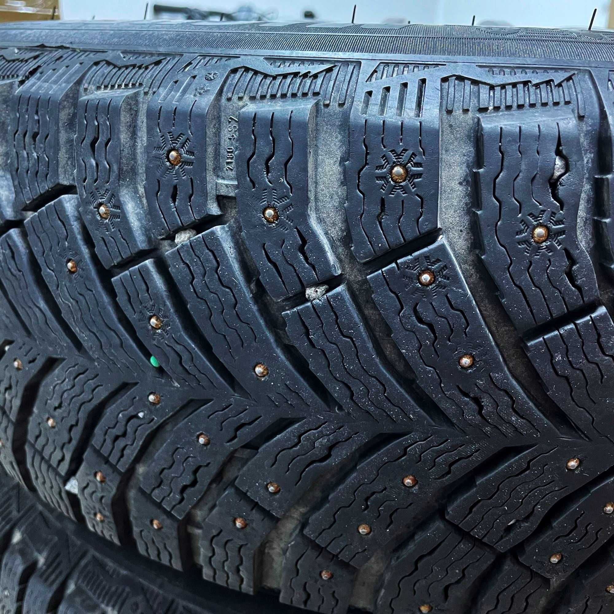 4 cauciucuri cu tinte MICHELIN X-ICE NORTH 4 215/65 R17 103T - DOT2022