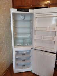 чекмеджета и рафтове хладилник либхер 3505 liebherr 3505