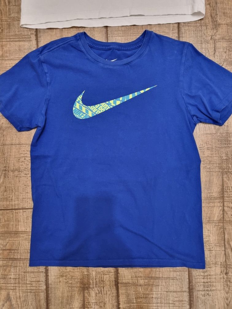 Мъжки тениски Hummel,  Nike