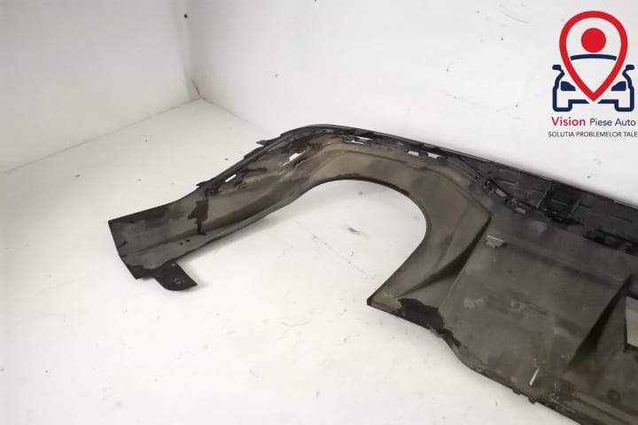 Ауди РС Кю3 / Audi RS Q3 Оригинален заден спойлер на броня в добро със