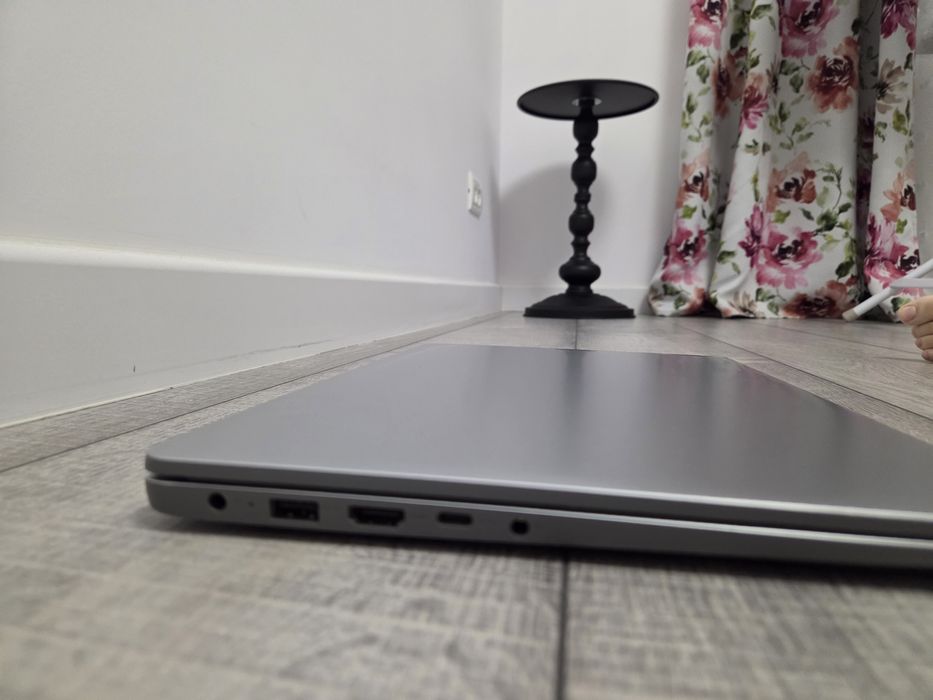 Vand Laptop Lenovo IdeaPad 1 Cu Ryzen 7