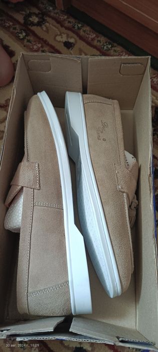 Лофер Loro Piano