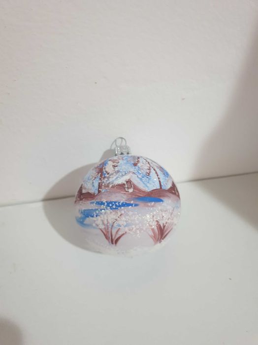 Globuri din sticla, pictate  manual