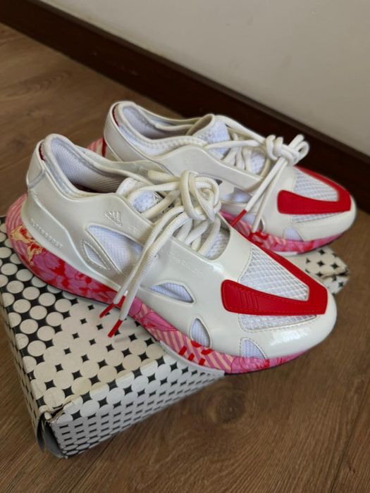 Стильные кроссовки от Stella McCartney женские