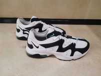 NIKE Air Max Graviton.