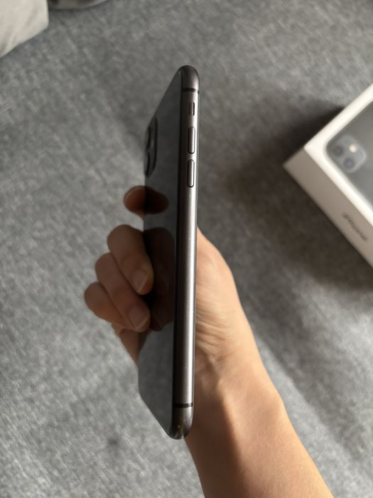 Iphone 11 в отличном состоянии