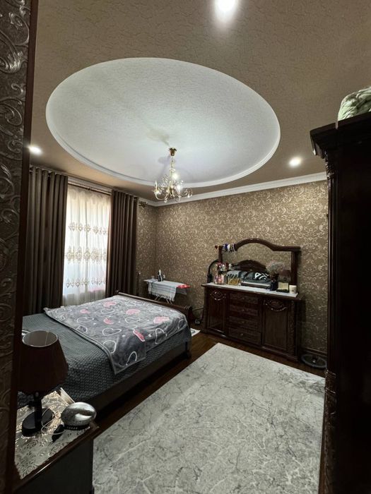 Сергели метро олдида Элит хаус 3 хона 89 квадрат новостройка срочно