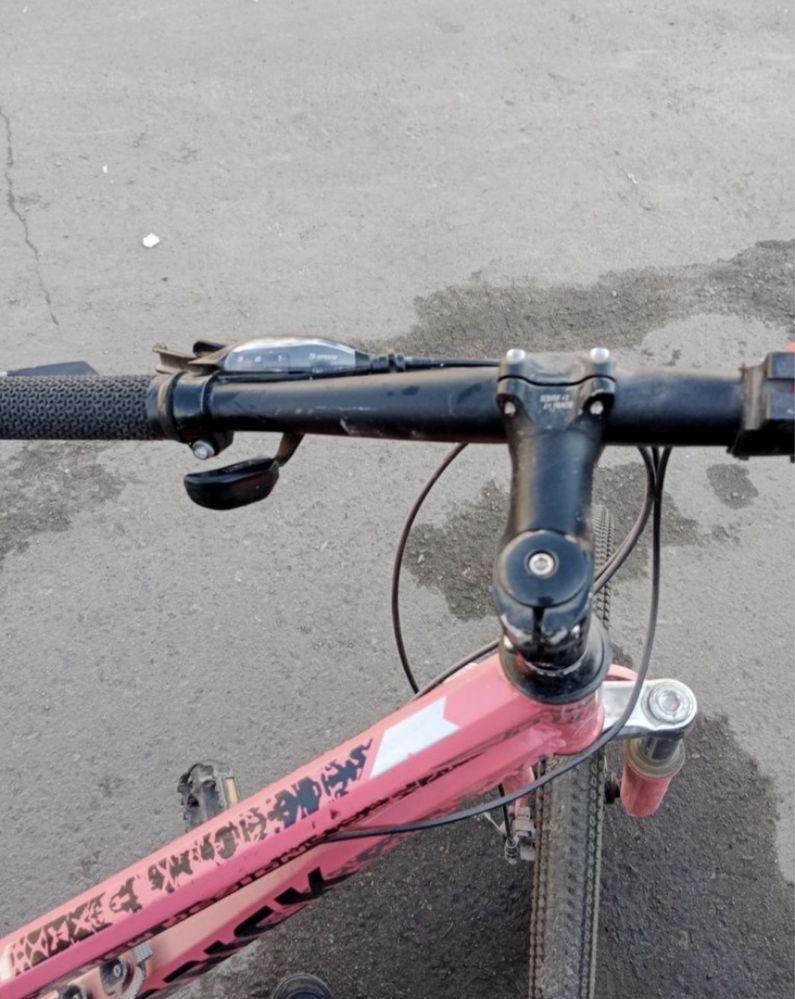 Велосипед (розового цвета)