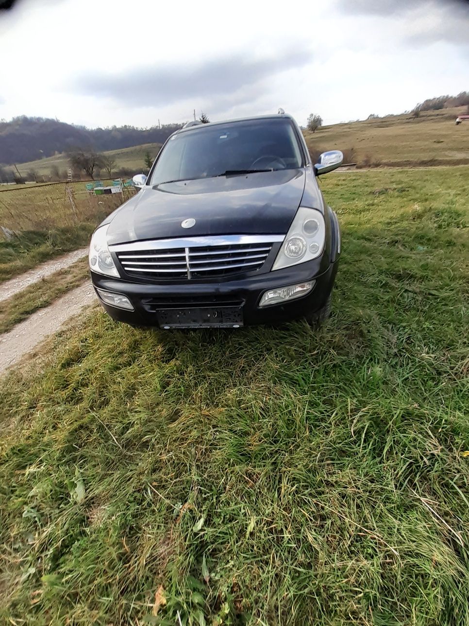 Rexton 2005 2,7 dizel piese