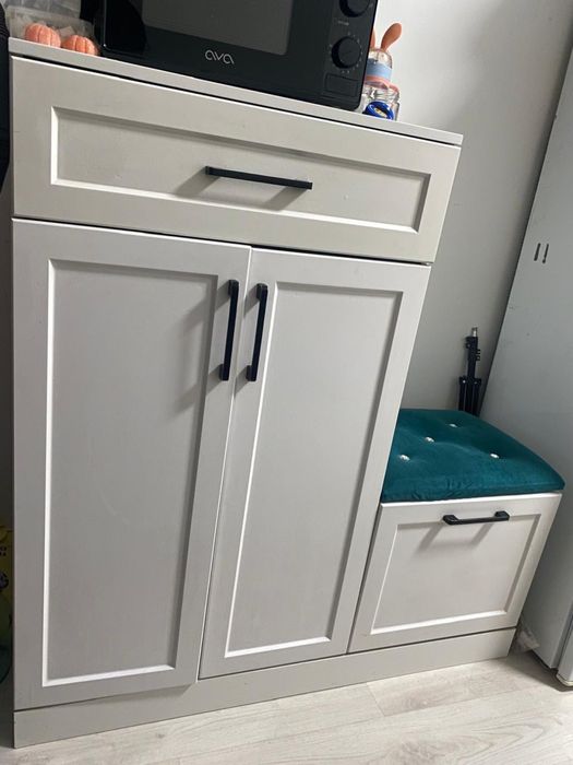 Продам прихожую