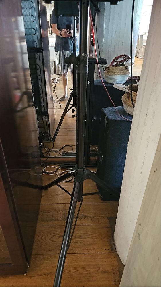Две бройки Jbl jrx 100 + 2х стойка за колонките