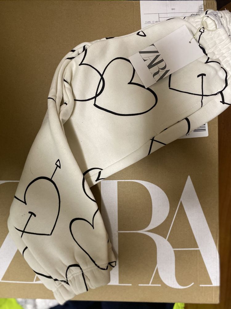 Долнище Zara 110 размер