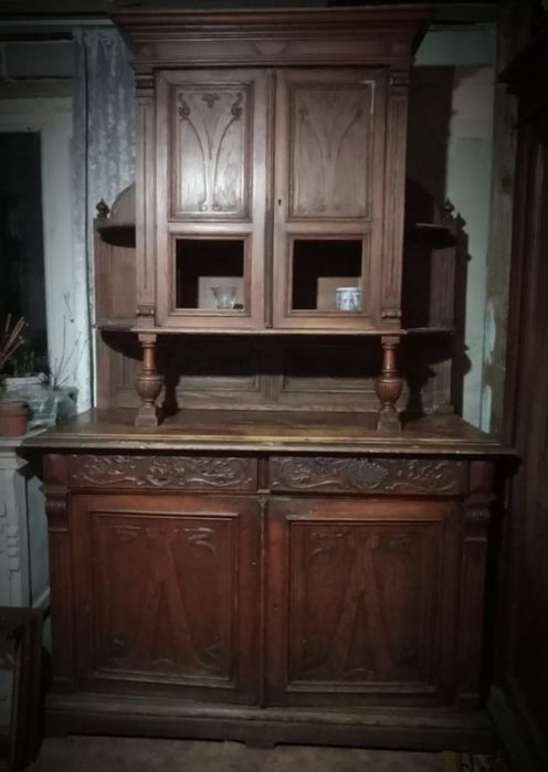 Буфет антикварный