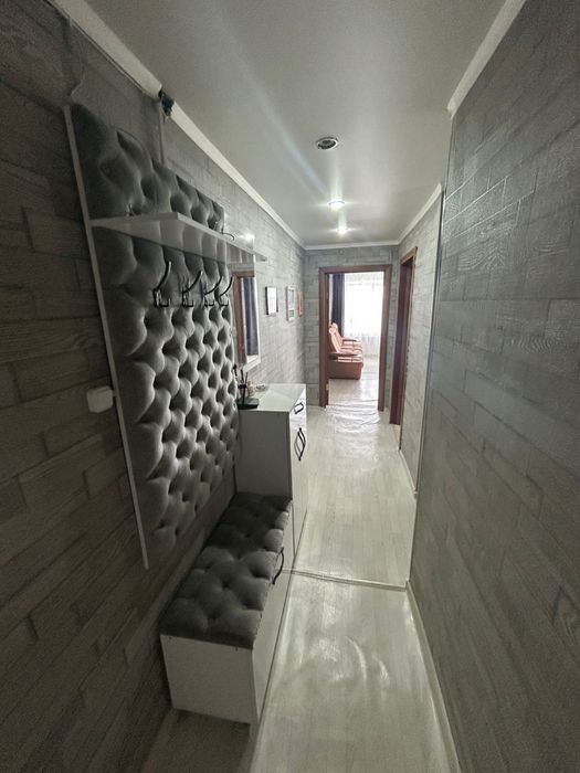 3х комнатная. 4 этаж 11мкр 5,2млн