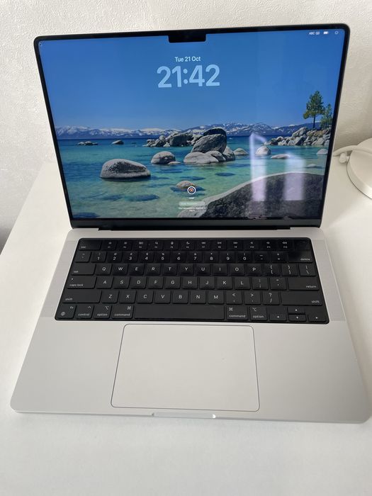 MacBook Pro 14 (M1 Pro, 16 ГБ RAM, 1 ТБ SSD)