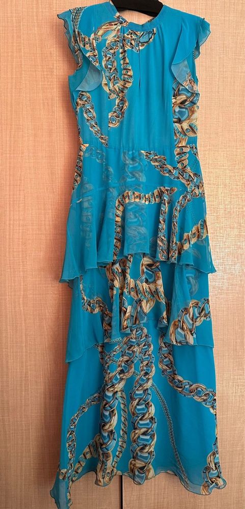 Платье шелковое,Италия,размер 44-46