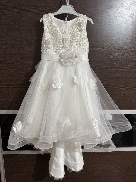 Нарядное карнавальное платье