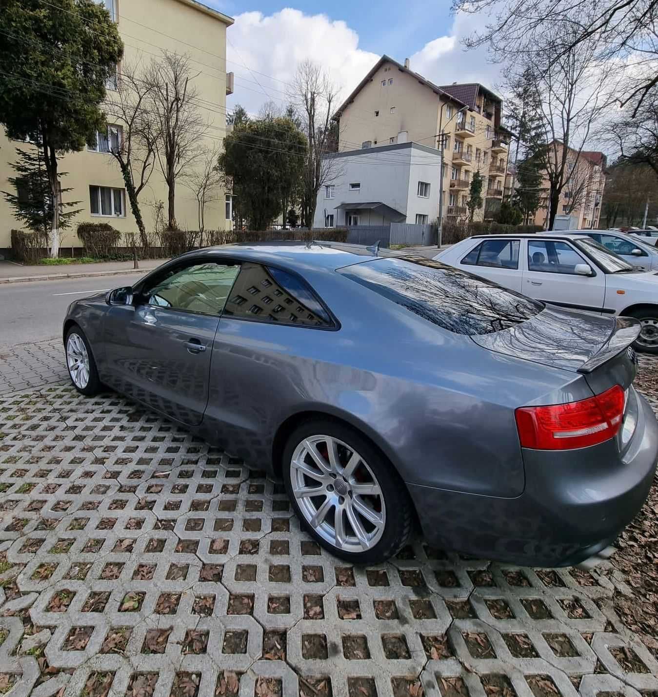 Audi A5 Coupe 2011