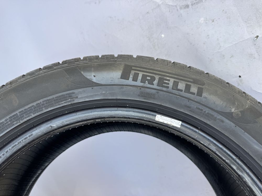 Зимни гуми Pirelli 255/50/19 Нови !!!